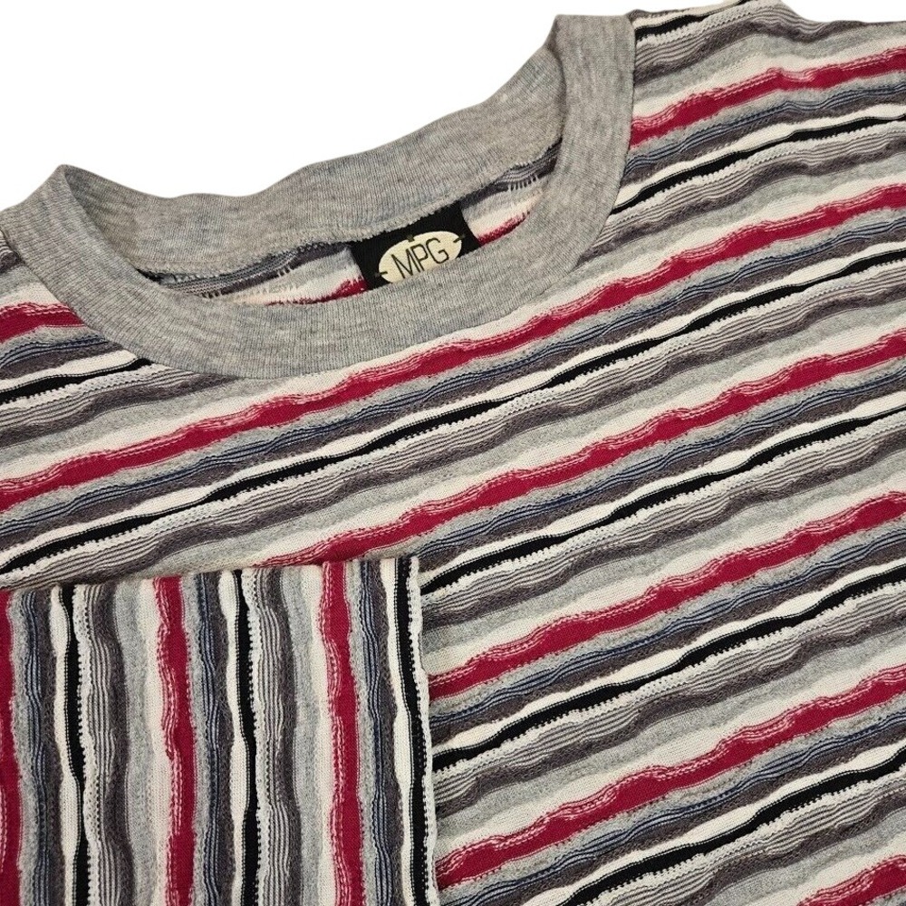 MPG Men's XL Vintage‎ T-Shirt Multicolor Striped Textured 3D Knit 90s Retro USA